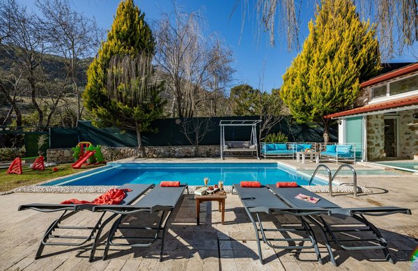 Découvrez gardeco, votre boutique suisse pour un jardin parfait